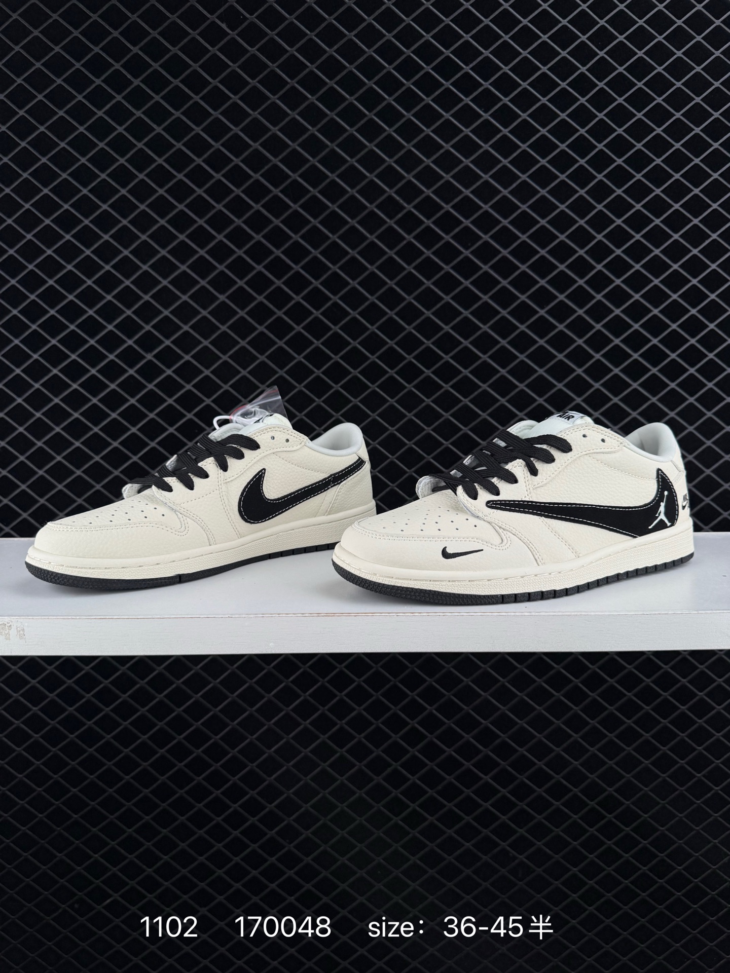 Travis Scott x Air Jordan 1 Low